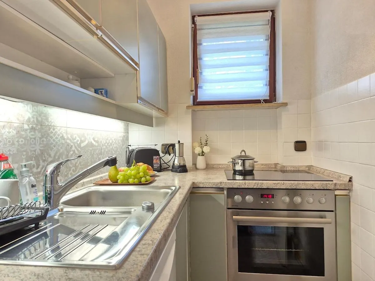 Cozy Farmhouse Mit Terasse - 5Min Zum Waldweg Bischofsgruen Apartment